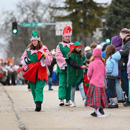 Christmas Card Town Parade Elkhorn Area Chamber of Commerce