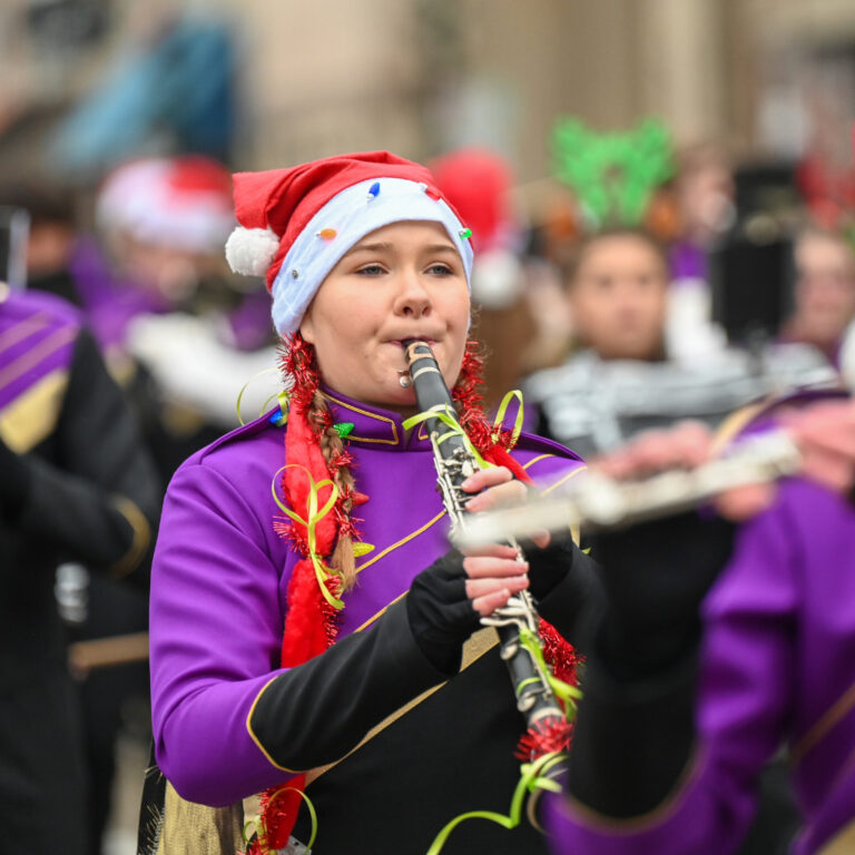 Christmas Card Town Parade Elkhorn Area Chamber of Commerce